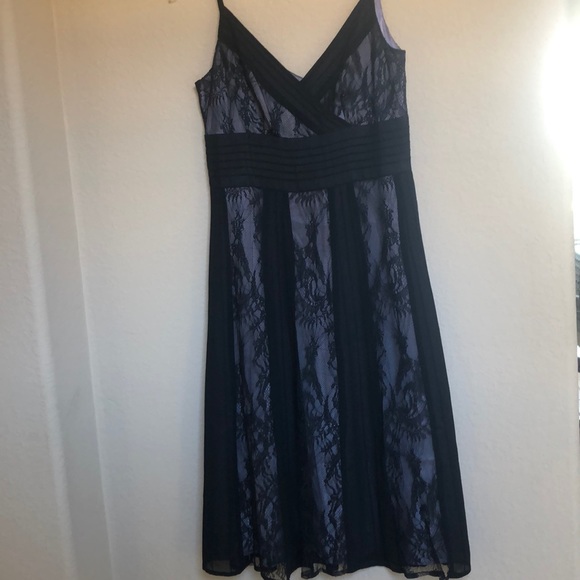 LOFT Dresses & Skirts - LOFT Black lace dress